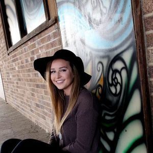 Meet your Posher, Emma